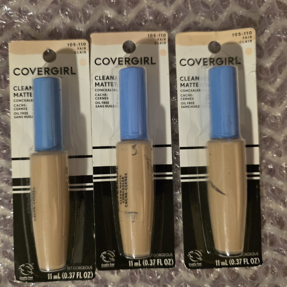 COVERGIRL Clean Matte Concealer - Fair Clair Trio